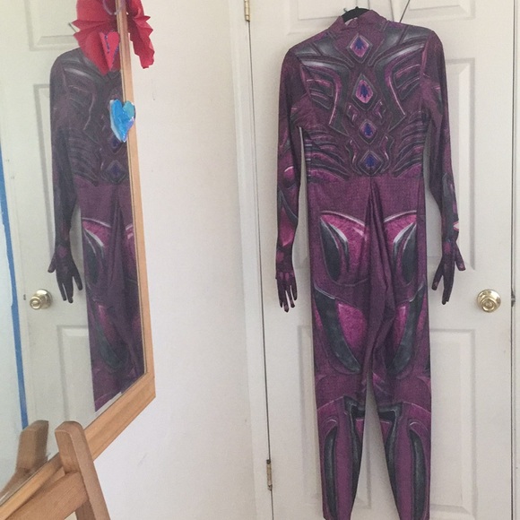 Pink Power Ranger - Picture 2 of 3